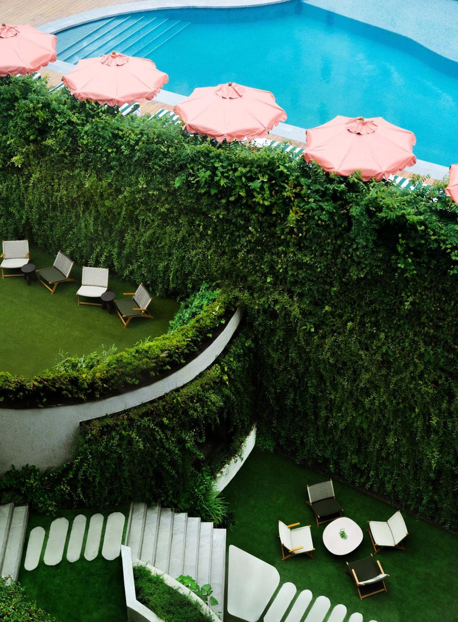 The Standard, Singapura Luaran gambar
