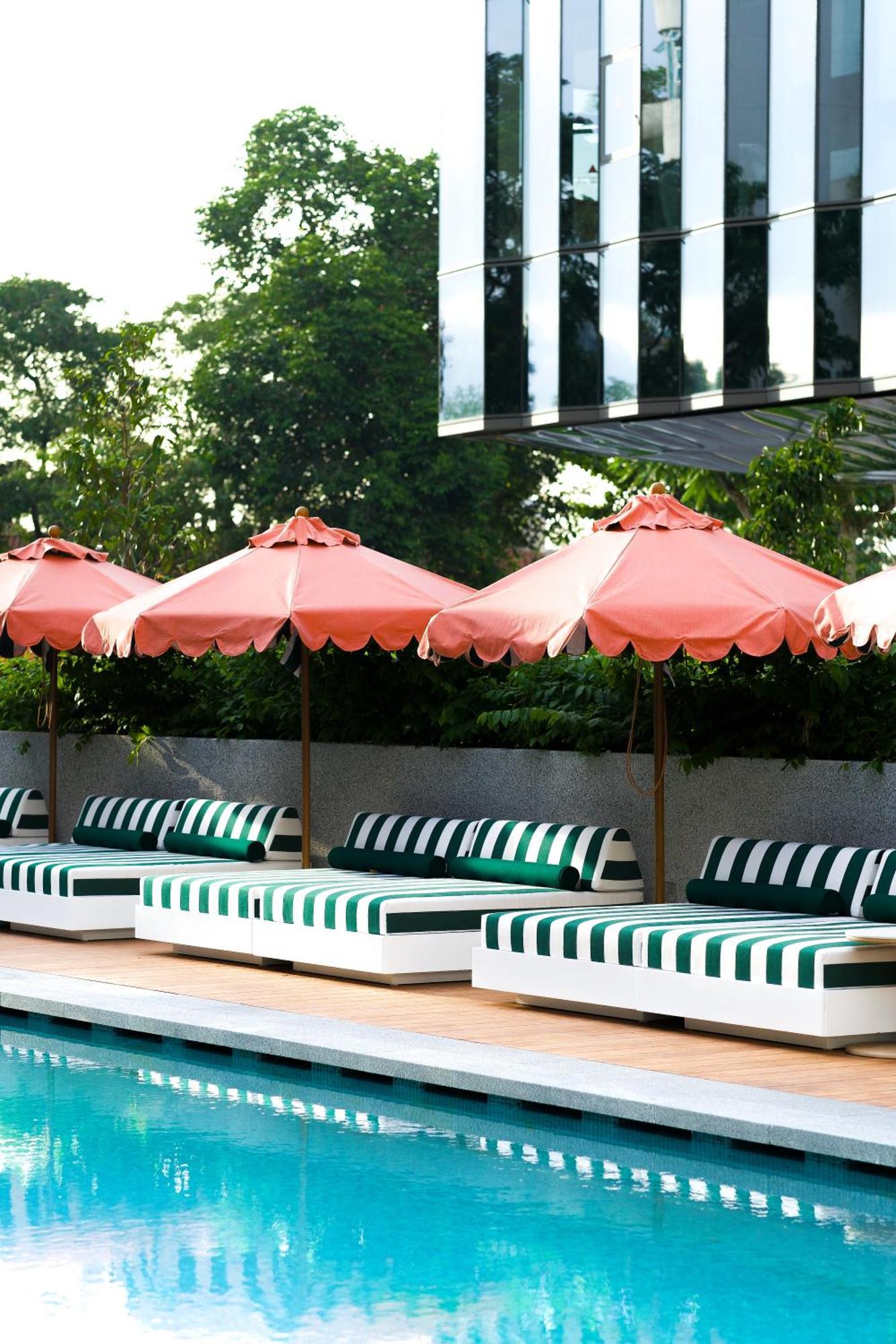 The Standard, Singapura Luaran gambar