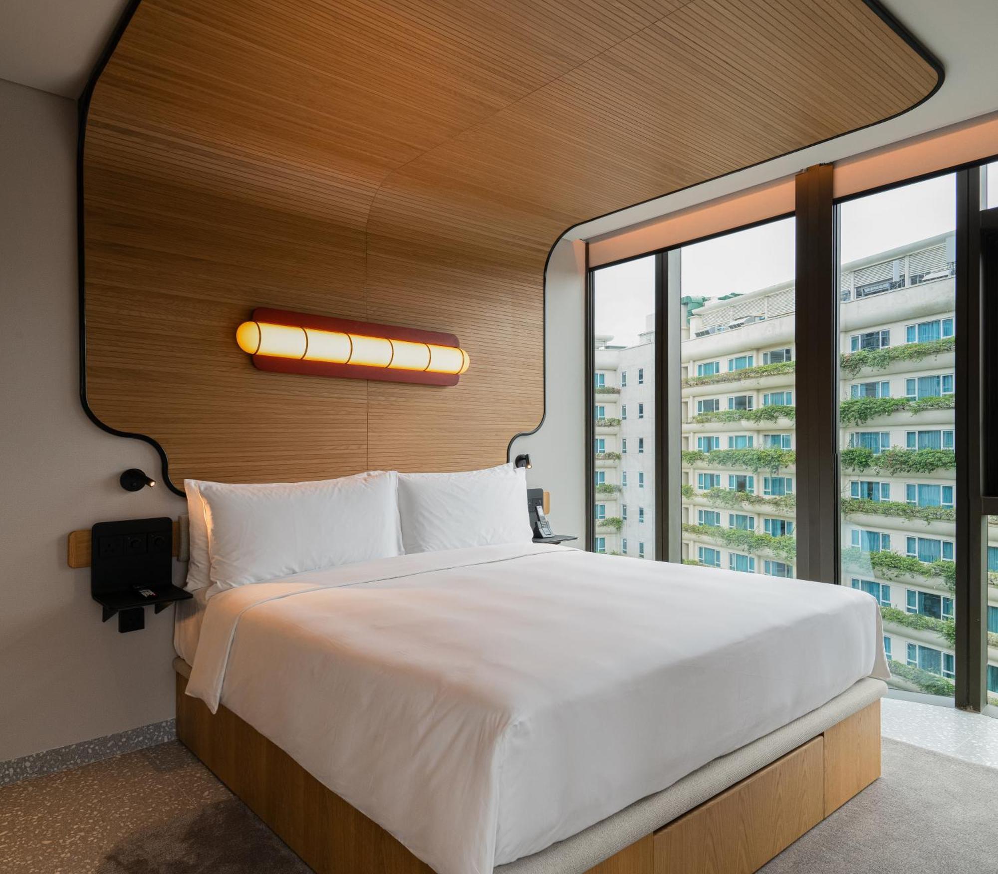 The Standard, Singapura Luaran gambar