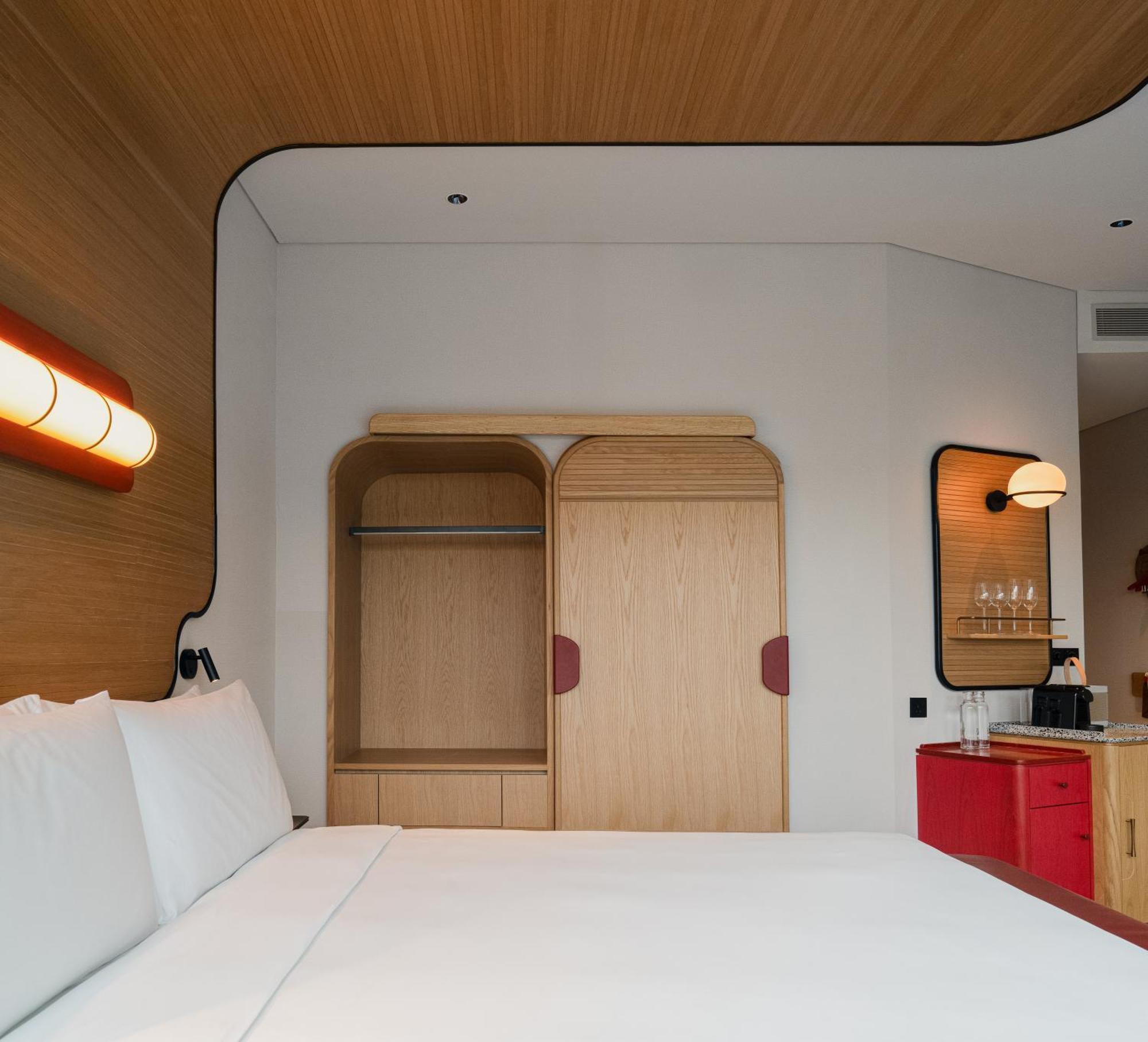 The Standard, Singapura Luaran gambar