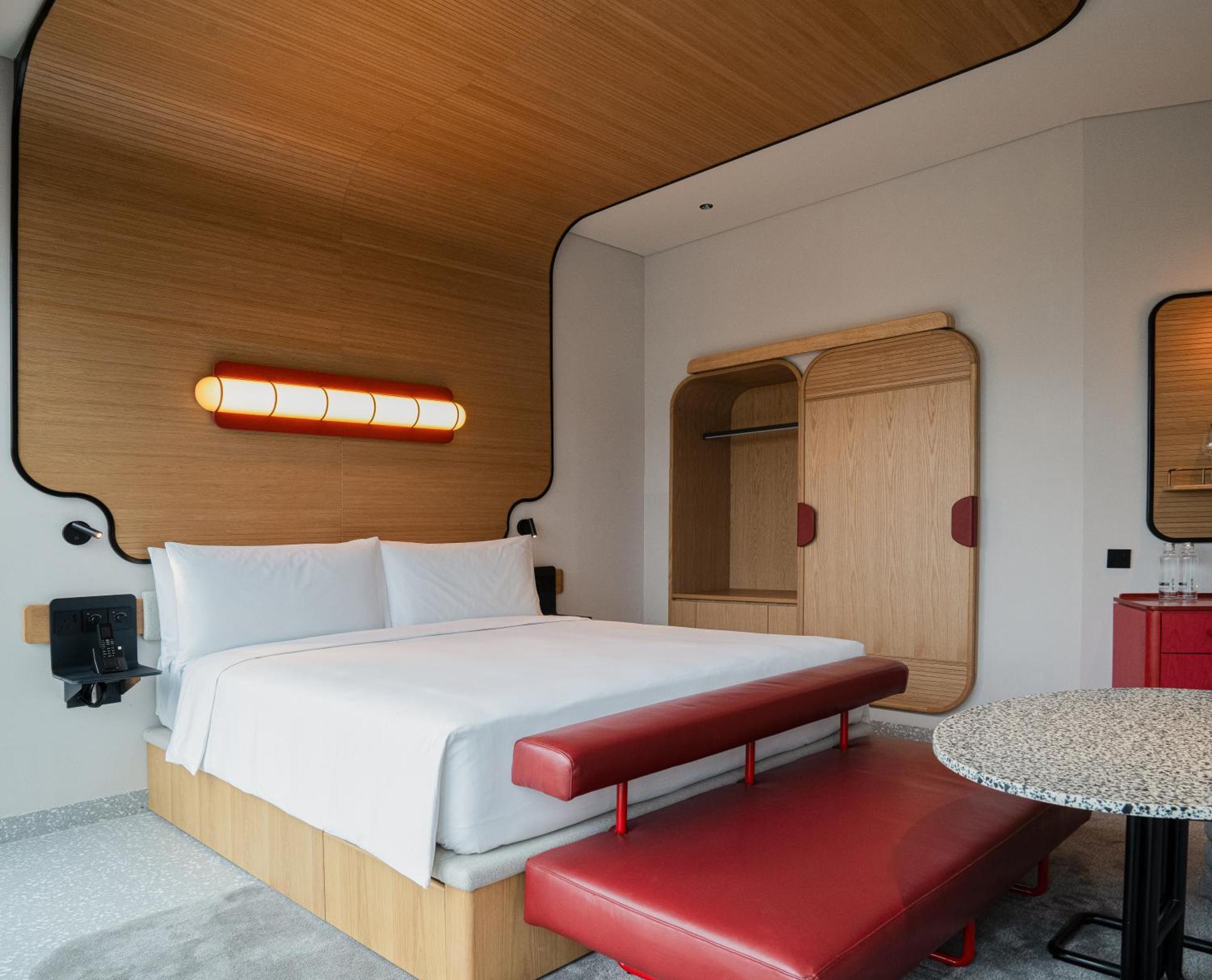 The Standard, Singapura Luaran gambar
